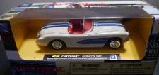 New Ray 1/43 City Cruiser 1957 Chevy Corvette American Classic Car Diecast