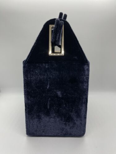 RARE POP &SUKI TAKEOUT BAG PURSE NAVY BLUE VELVET TAKE AWAY BOX **No strap - Picture 2 of 11