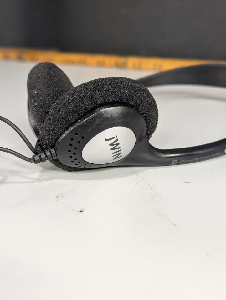 jwin black Stereo Headphones - Tested and working - Image 2 of 2