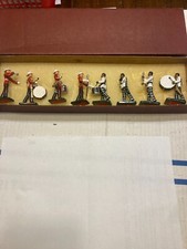 BRITAINS, VTG TOY SOLDIER SET, 2 UNKNOWN MARCHING BANDS, 1 BLACK, 1 WHITE, NIB 