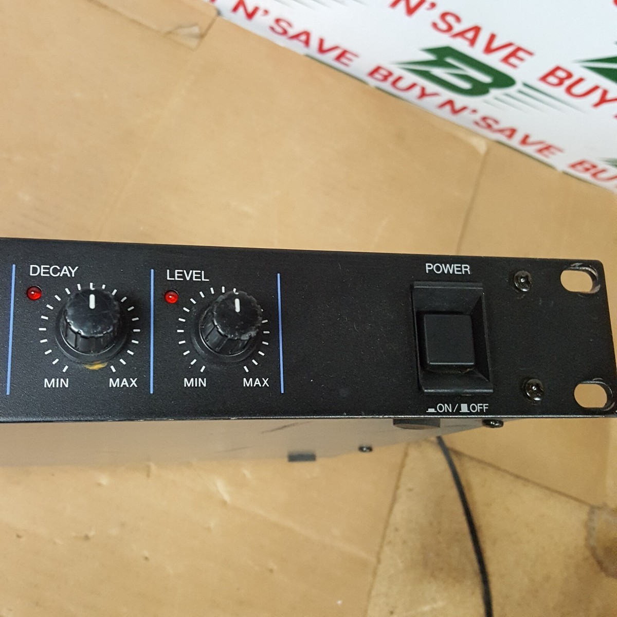 Yamaha REV100 Digital Reverberator With Power Adapter