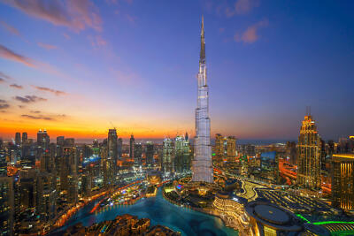 Wandbild: Luftaufnahme des Burj Khalifa in Dubai Downtown Skyline und [...]