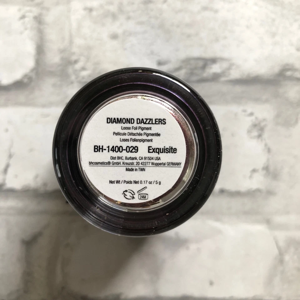 BH COSMETICS | Diamond Dazzlers Loose Foil Pigment Exquisite Purple Eye Makeup - Image 3 of 4