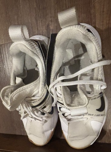 Nike React Hyperset Low Volleyball Shoes White Women 8 CI2956-100 - Picture 6 of 8