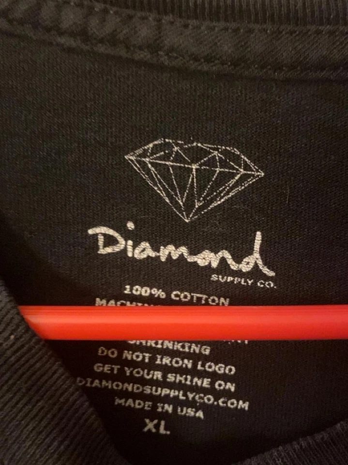 Camisa angustiada vintage RARA Diamond Supply Co. Angelina Jolie tamanho XL Y2K - Imagem 2 de 4