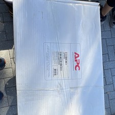 APC AP9550 1U rack mount PDU