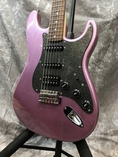 Squier by Fender Affinity Stratocaster HSS Used Poplar Burgundy Mist w/Soft Case