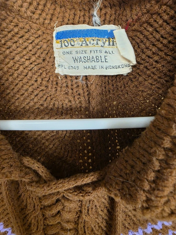 Poncho vintage 100 % acrílico marrón flecos con cordones boho hippie años 70 60 talla única Foto 3 de 4