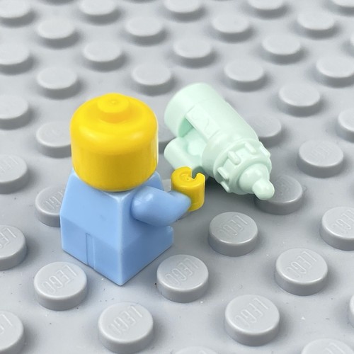 LEGO Baby Minifigure Bright Light Blue Body w/ Elephant Bib Boy - w/ Bottle - Picture 4 of 5