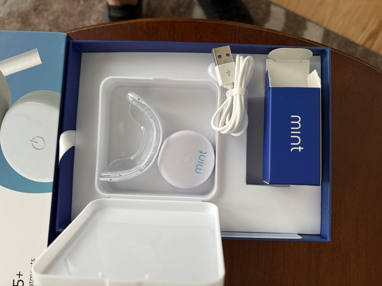 Mint GLO405 Teeth Whitening Kit 75+ Treatments