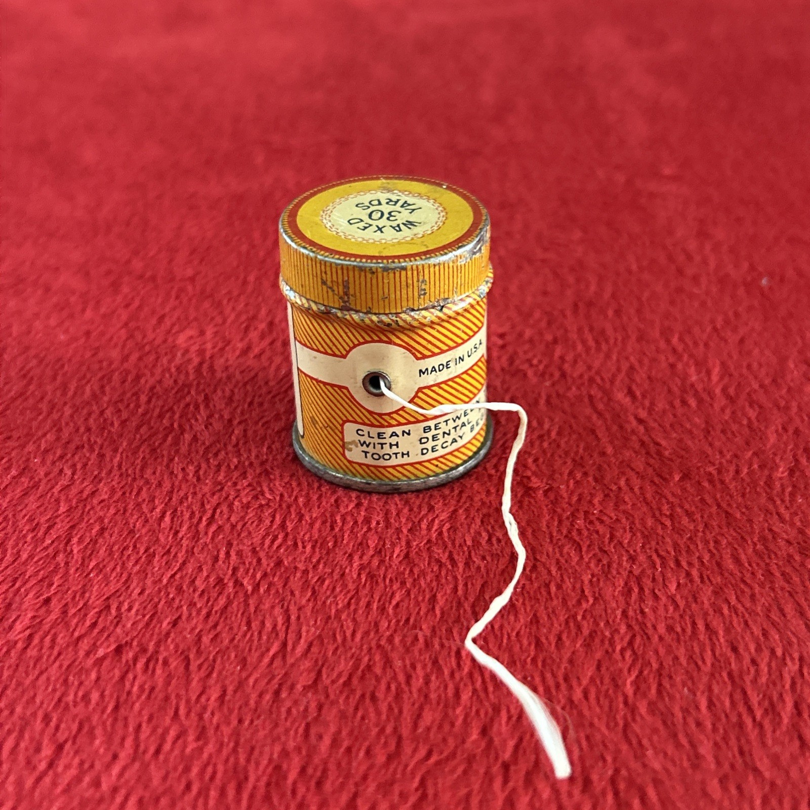 Vintage Johnson’s Dental Floss Tin J & J 30 Yards