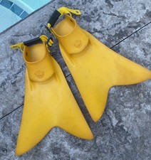 Vintage 80  s Original Swim Force Fins Sz L Yellow Adjustable Strap Scuba Snorkel