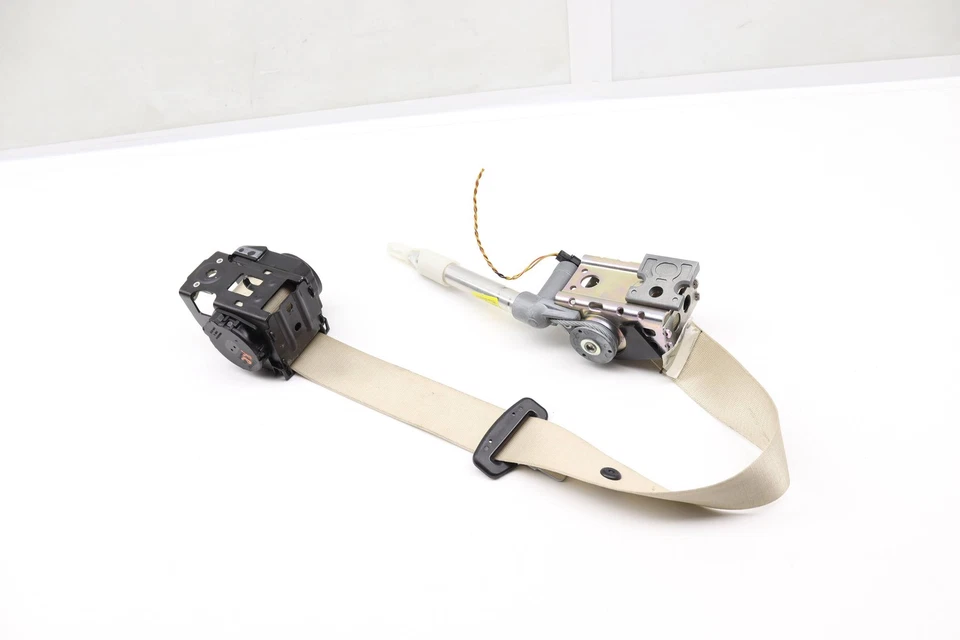 BMW 745LI 2004-2005 - CINTURÓN DE SEGURIDAD TRASERO DERECHO RETRACTOR 7153342 Foto 2 de 4