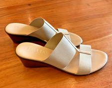 Made in Italy Italian Shoemakers Wedge Beige Sandals Slip On Straps Sz 7