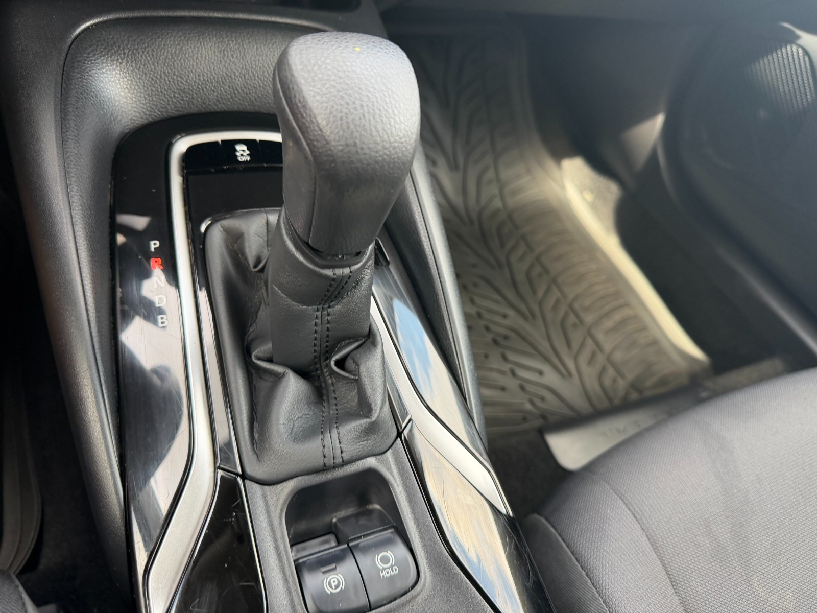 Toyota Corolla - Image 23