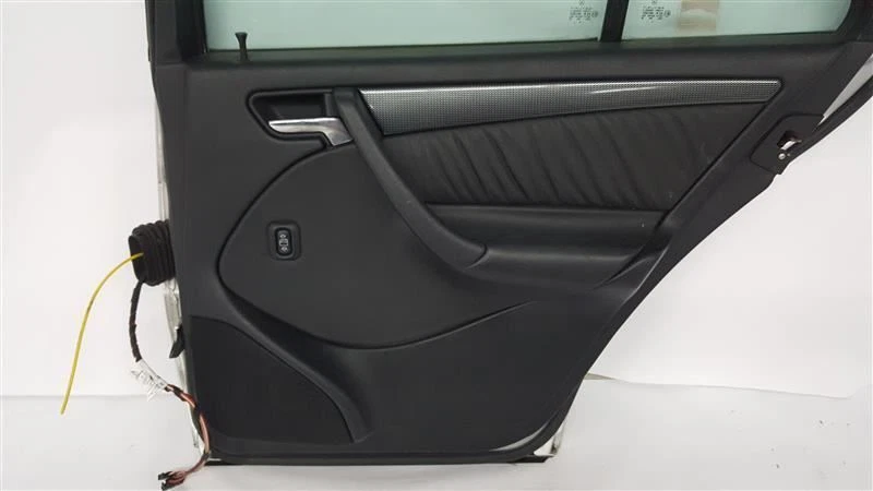Puerta trasera derecha plateada OEM 1997 1998 1999 2000 Mercedes Benz C230 Sport Foto 3 de 4