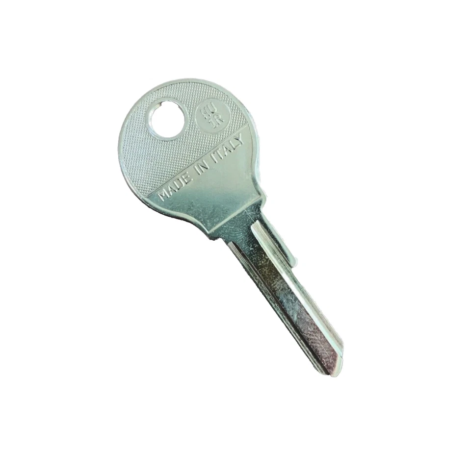 1956-1962 BMW Isetta 300 Vintage Automotive 62VB HU2R V2 VW7 62DW V71E Key Blank - Image 2 of 4