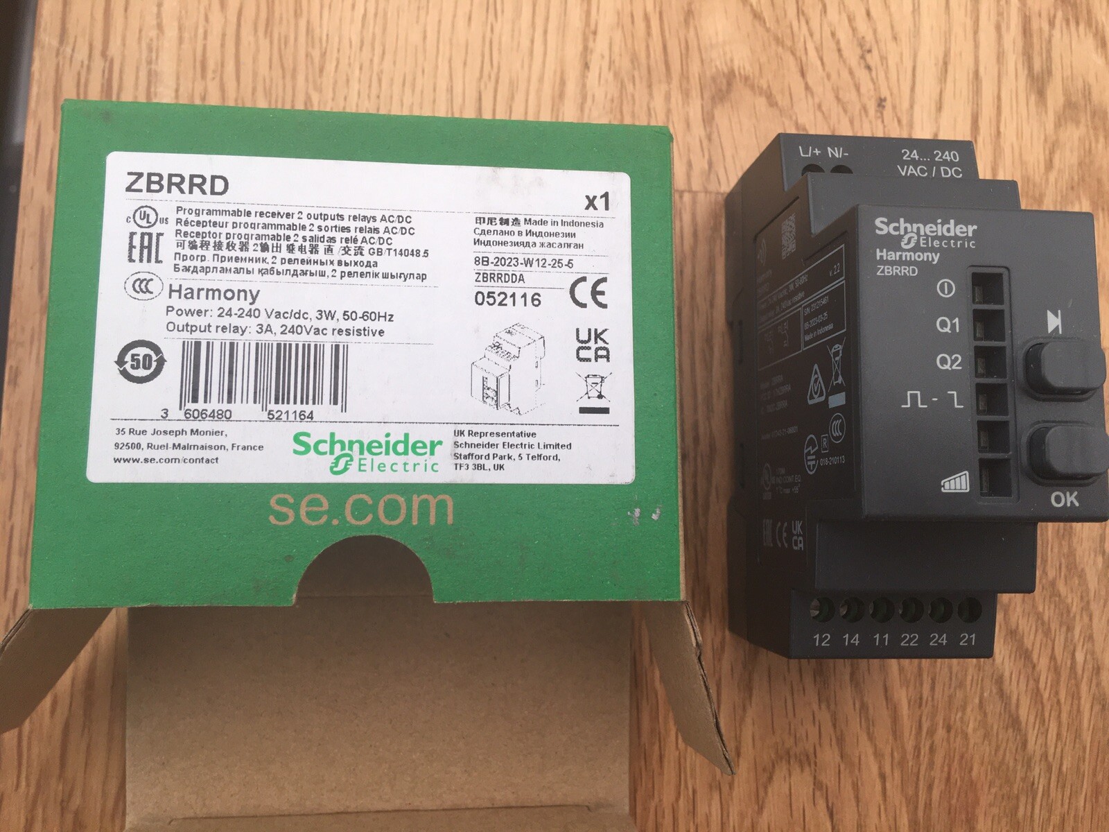 Schneider Electric ZBRRD Programmable Receiver New In Box