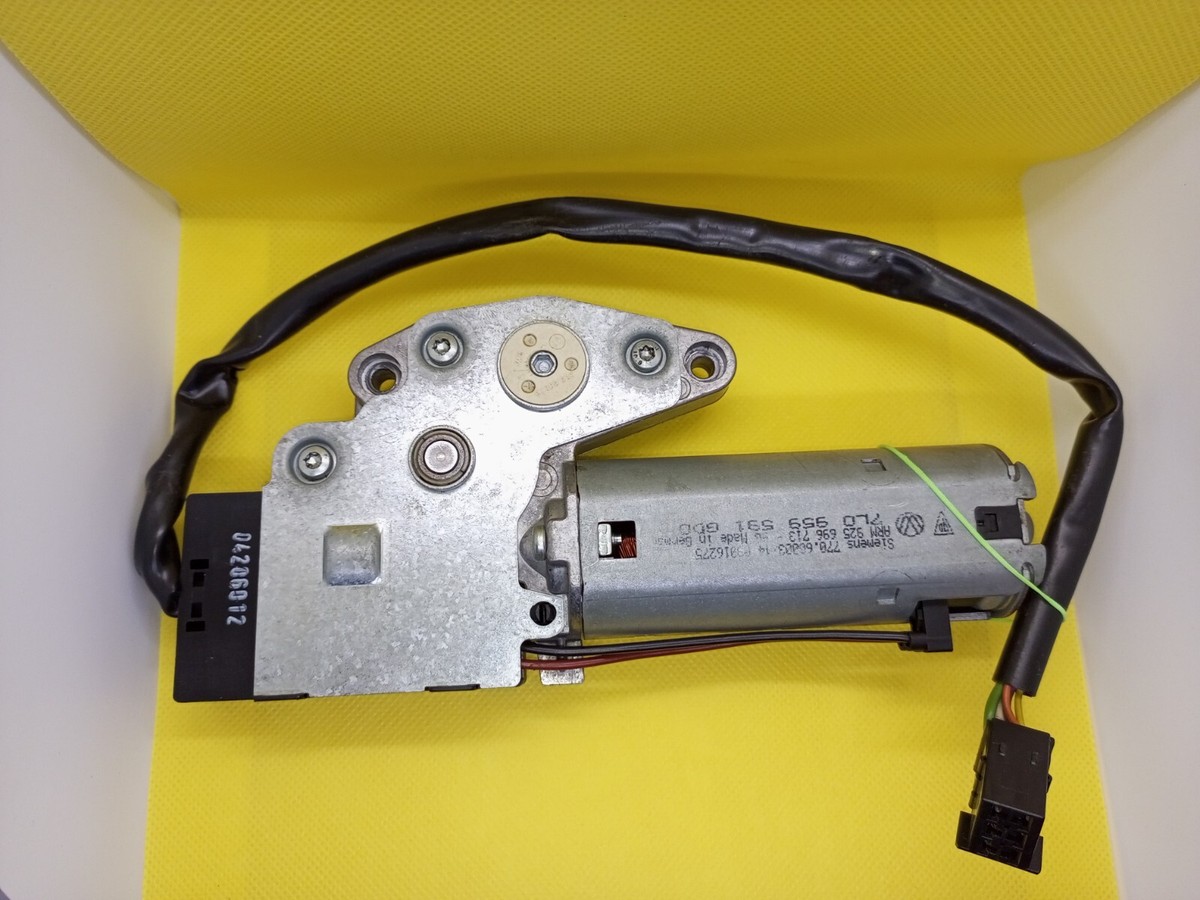 Porsche Cayenne 9PA panoramic sunroof motor 95562471300 driving