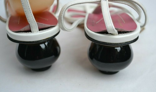 KATE SPADE NEW YORK NEW AUTH $399 Women White Patent Leather Strappy Sandals 7.5 - Picture 5 of 9