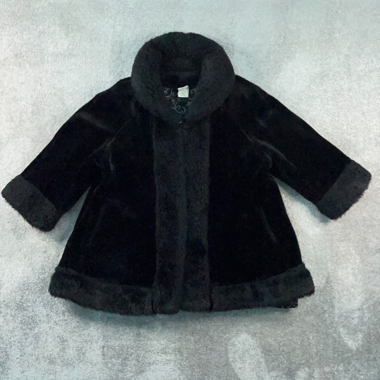 Disney Store Womens Faux Fur Coat Medium Black Vintage Mickey Minnie Mouse USA image 2