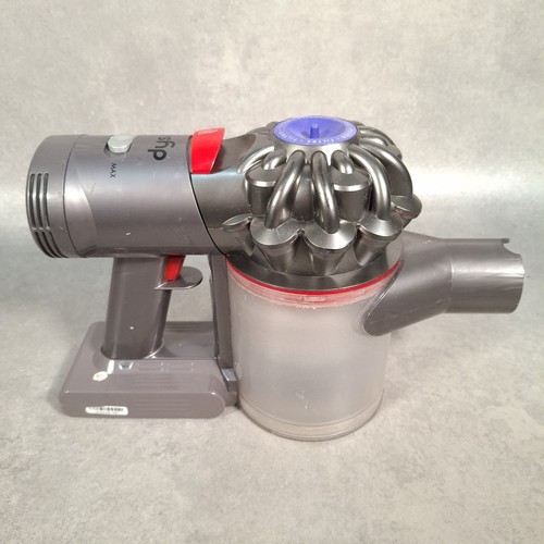 Dyson V7 Motorhead Pro Vacuum Cleaner & Charger - Picture 9 of 14