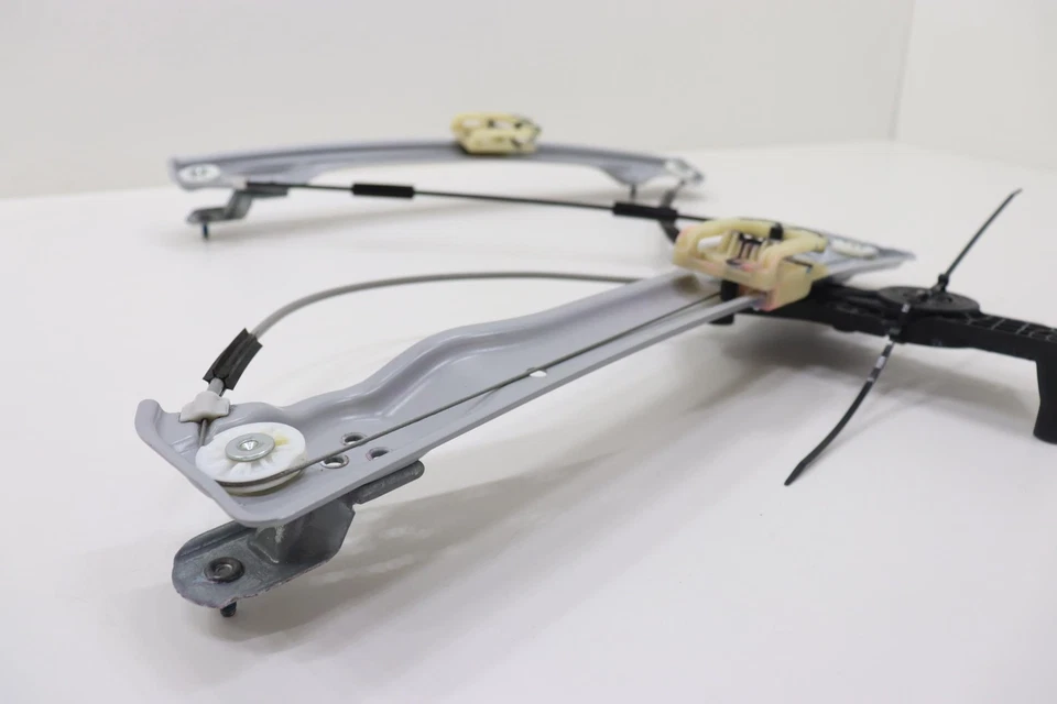 GMC 2018-2024 TERRENO PUERTA PASAJERO DELANTERO DERECHO VENTANA CRISTAL REGULADOR OEM Foto 4 de 4