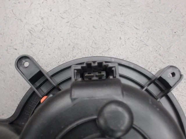 🇫🇷 MOTEUR VENTILATEUR CHAUFFAGE PEUGEOT 3008 ➤6441CP ♻️ - Photo 3/3