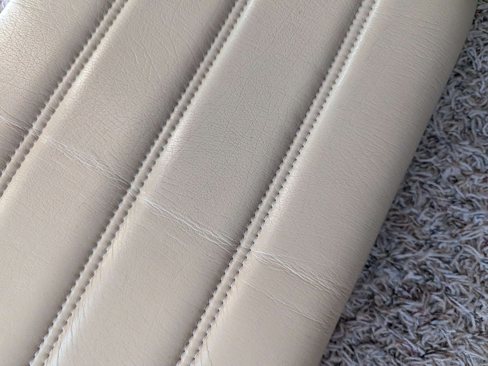 Maserati GranTurismo S 2008-2012 Front Right Upper Seat cushion Beige