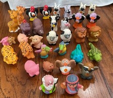 Fisher Price Little People Farm Zoo Noah  s Ark Animals Noah Mrs Noah Lot of 30