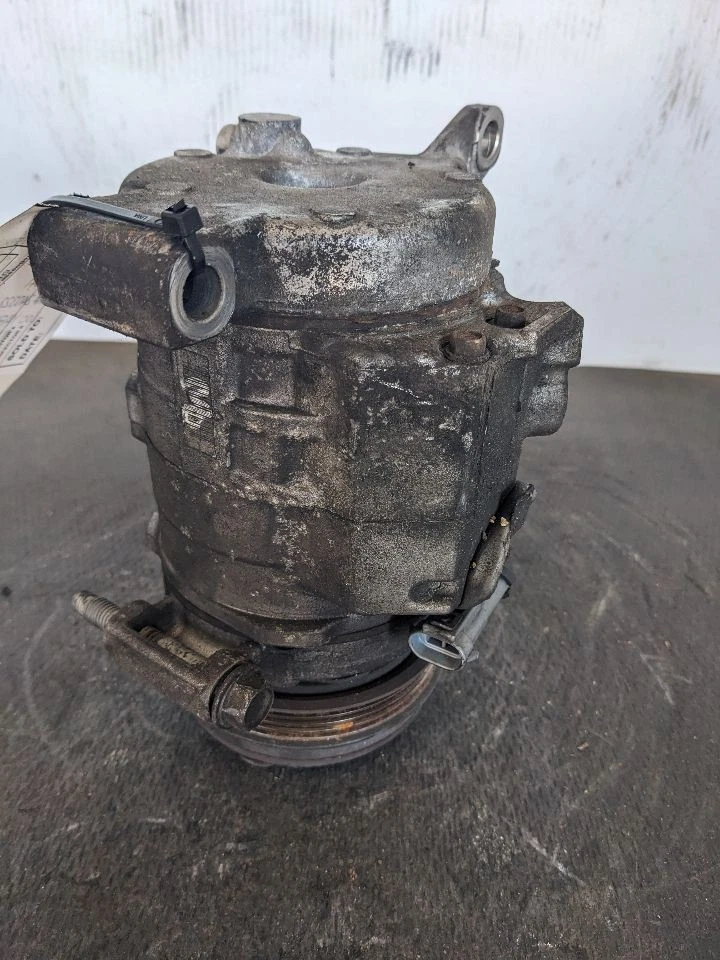 Compresor de aire acondicionado para camioneta Sierra 1500 03-10 1141977 Foto 3 de 4