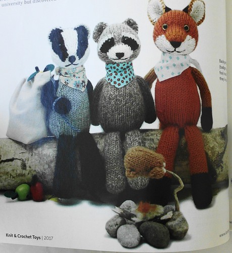 Love of Knitting Knit & Crochet Toys 23 Lovable Projects 2017 Patterns - Picture 7 of 14