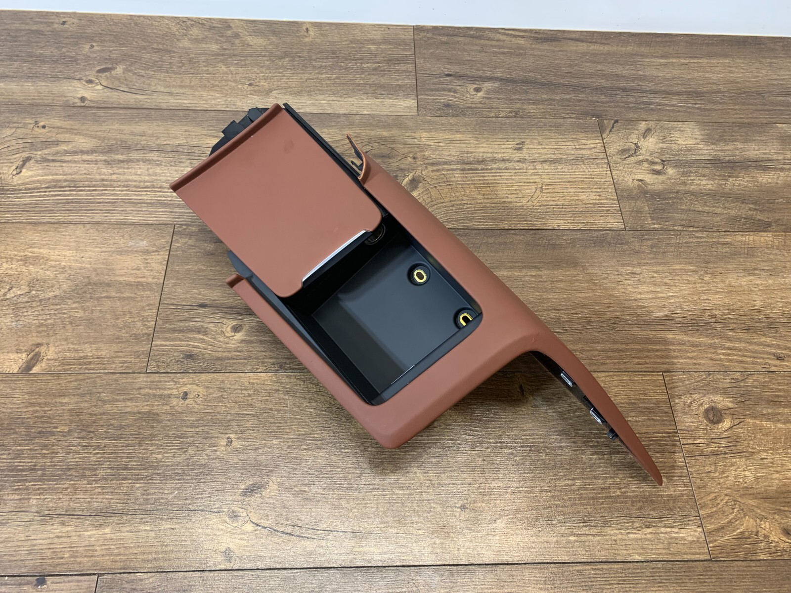 2014-2015 AUDI R8 Coupe Center Console Top Storage Bin Compartment Box 4S1863475