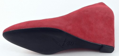 $395 B BRIAN ATWOOD BEJO Red Suede Designer Fashion Wedges Pumps 9.5 EUR 40.5 - Picture 3 of 4