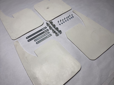 メルセデス ベンツ W123 泥除け　マットガード 白　ホワイト　ジャンク 4pcs White Mudflap Set fits Mercedes R107 W108 W114 W115 W116 W123