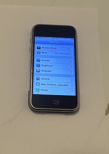 Apple iPhone 1st Generation - 8GB - Black (AT&T) A1203 (GSM) C46 - Picture 4 of 16