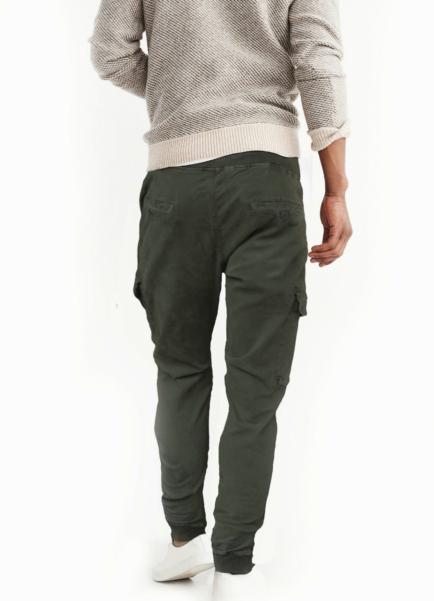 Pantaloni Cargo Corti Da Uomo Con Vita Elasticizzata E Bottoni – Taglio Rilassato, Tessuto Morbido E Tasche Funzionali Per Il Tutti I Giorni