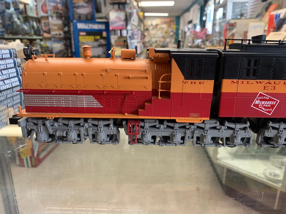 MTH O SCALE MILWAUKEE ROAD E-2 BI-POLAR ELECTRIC PROTO 2.O SOUND FREE SHIP - Image 2 of 4