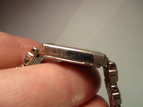 Vintage Seiko Quartz Women’s Watch Gold / Silver Tone Japan 1NOO-6M60 - Picture 4 of 6
