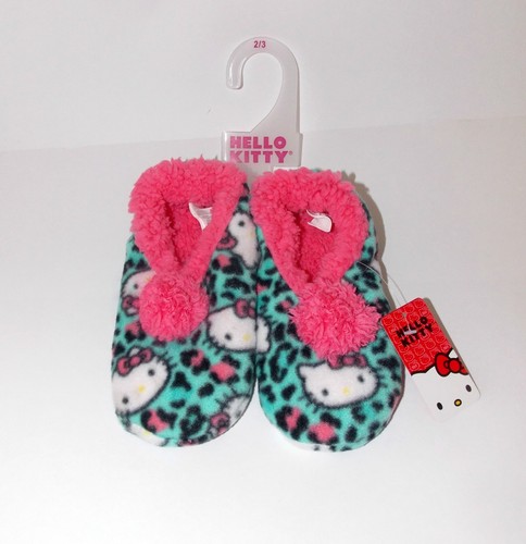 2 pairs NWT Hello Kitty Pom Pom Fleece Slipper Socks for Girls 11/12,13/1,2/3 - Picture 4 of 12