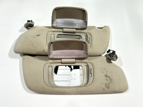 2002 JEEP GRAND CHEROKEE 4.7L DRIVER & PASSENGER SIDE RH-LH SUNVISOR SET GRAY - Picture 2 of 3
