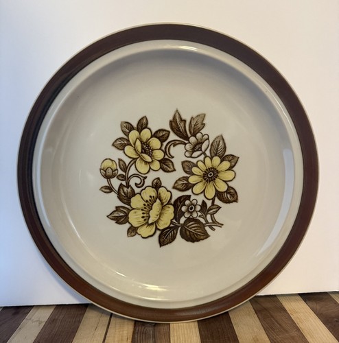 Vintage Stoneware Blossoms Design by Sierra Soneware 1960's - Picture 2 of 3