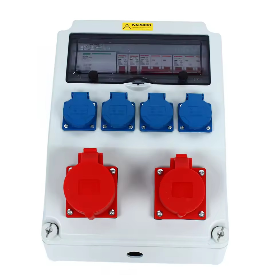 Coffret de distribution triphasé 32A IP44 en ABS avec 4 prises Schuko