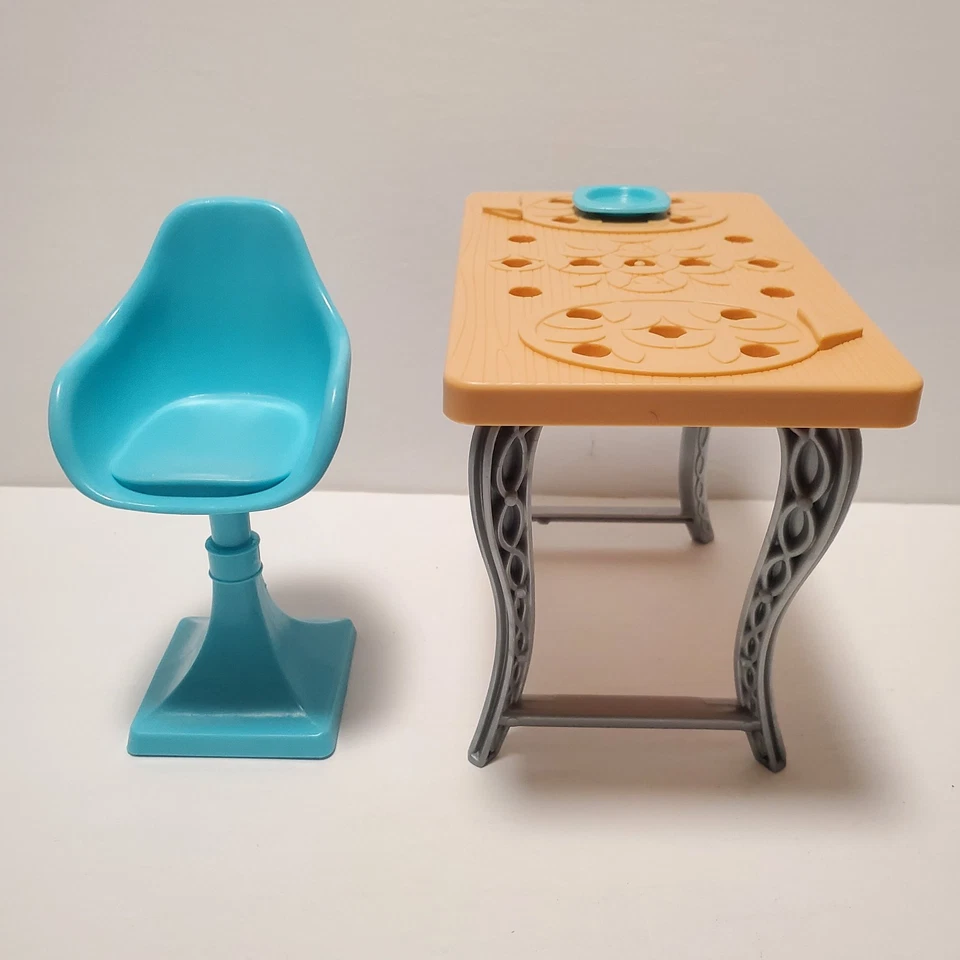 Substituição de mesa e cadeira para sala de jantar Barbie Dream House 2015 - Imagem 3 de 4