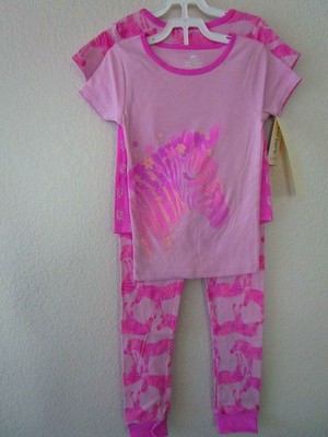 New Carters girls 4 pcs. pajama set. size 6