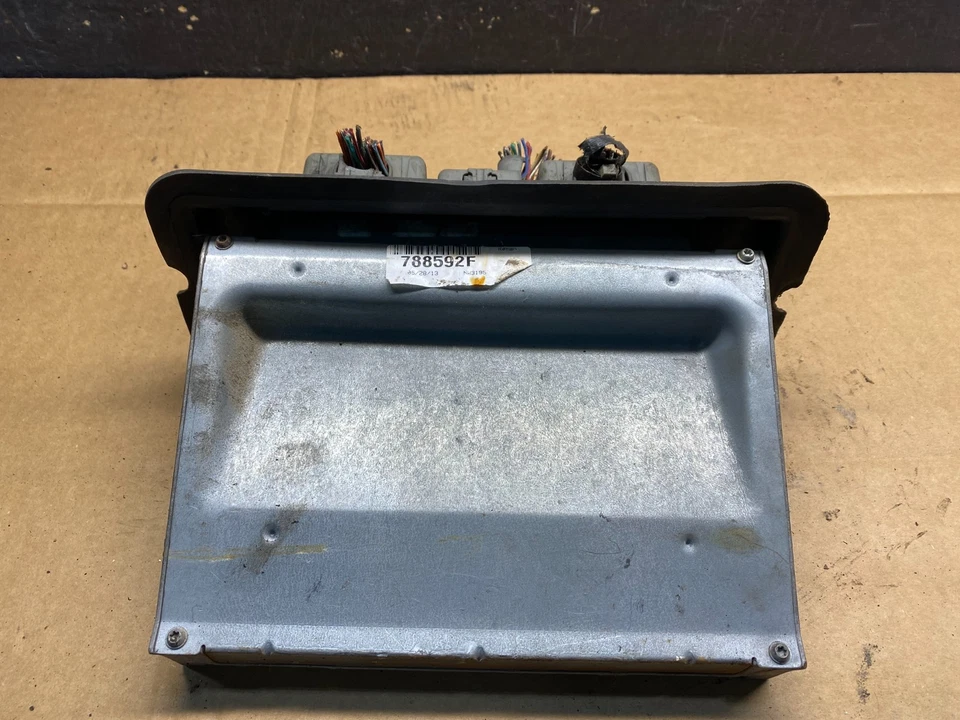 Módulo de control del motor 78 8592F A1 Cardone P/N:78-8592F AV R4462 PS Foto 3 de 4