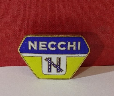Original alte NECCHI Nähmaschinen Emaille Brosche Abzeichen Anstecker Selten
