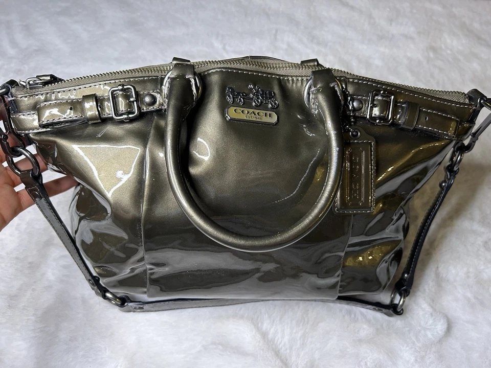 Coach Madison Metallic Olive Green Patent Leather Small Sophia Bag - Image 2 of 4