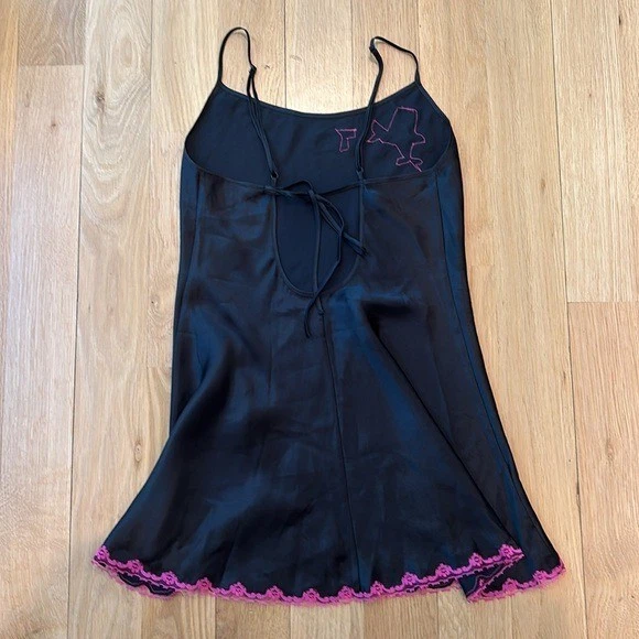 UNDERCOVER Abito slip Victoria's Secret nero rosa lingerie birra Madison taglia XS