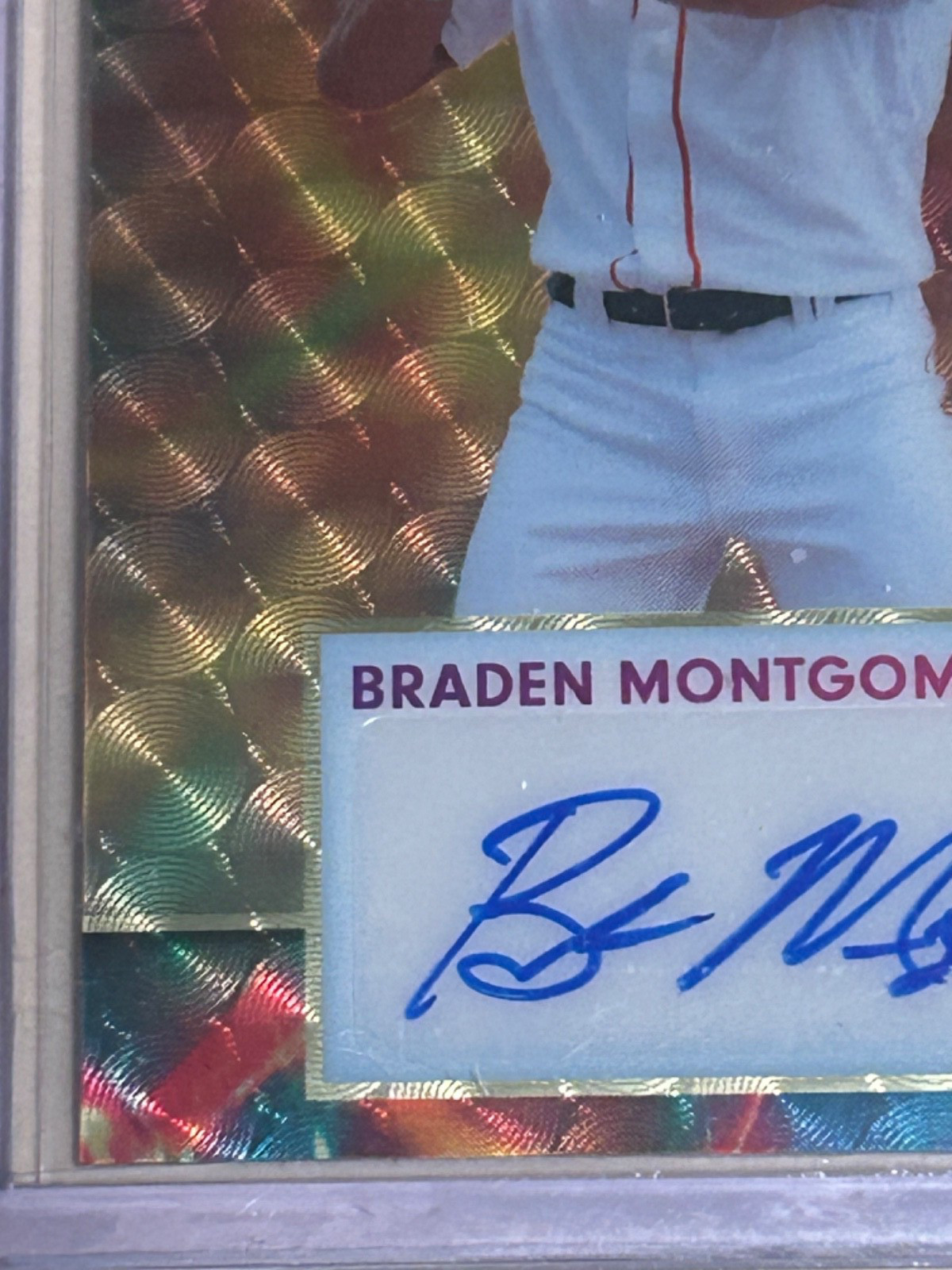 #1/1 BRADEN MONTGOMERY AUTO 2024 LEAF VIVID GLOWING REVIEW VINYL GOLD CIRCLES SP view 4